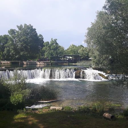 Apartman Lora Ljubuski Luaran gambar
